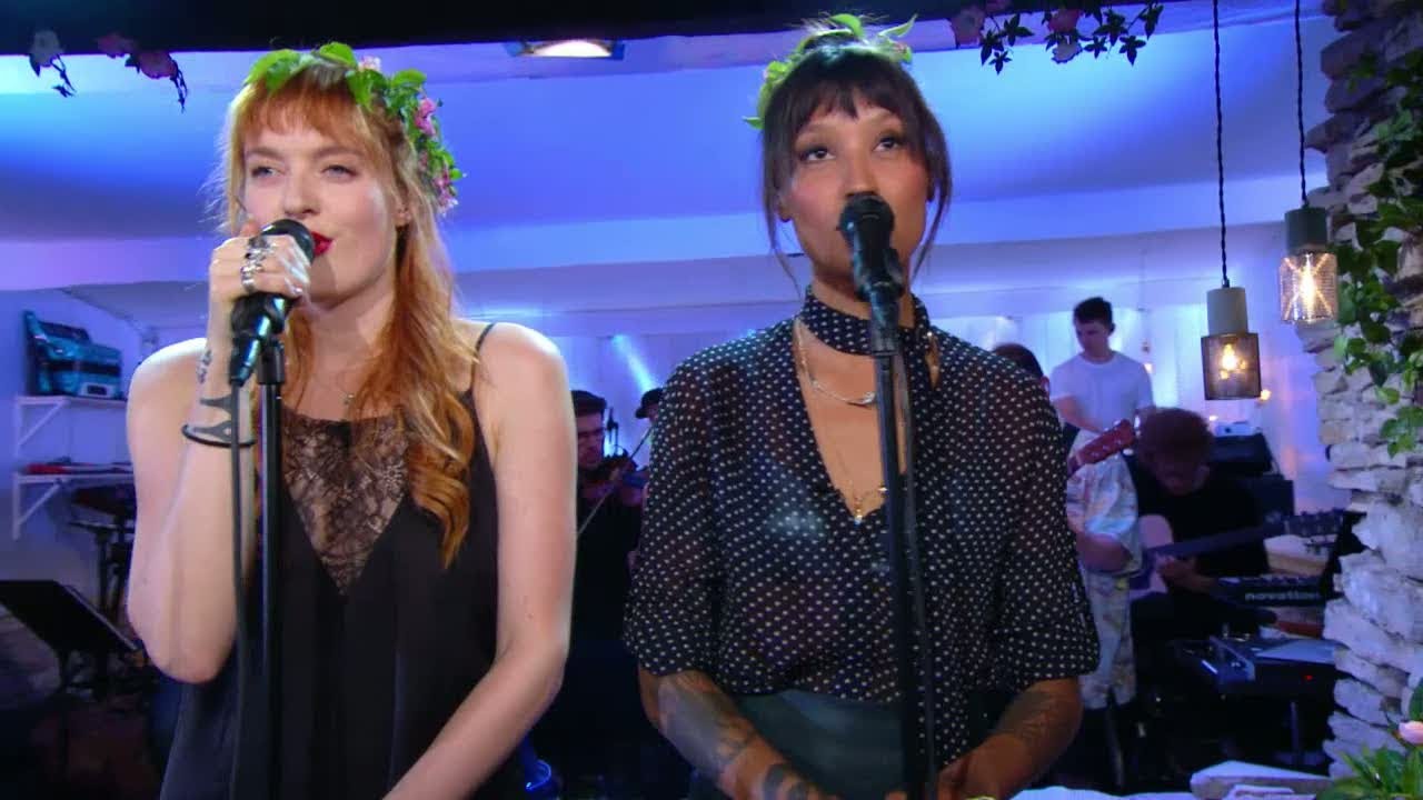 Icona Pop - Sommar och sol - S&aring; mycket b&auml;ttre (TV4)