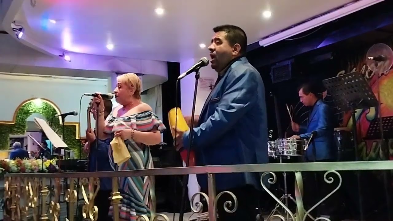 ANGIE Y SUS REYES DE LA RUMBA - QUE JELENGUE (NO TENGO LOS DERECHOS DEL AUTOR NI DE LA MÚSICA)