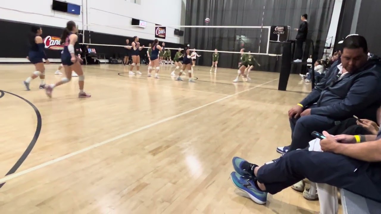 Mila (setter) Storm v. Apex @ Clava set 2