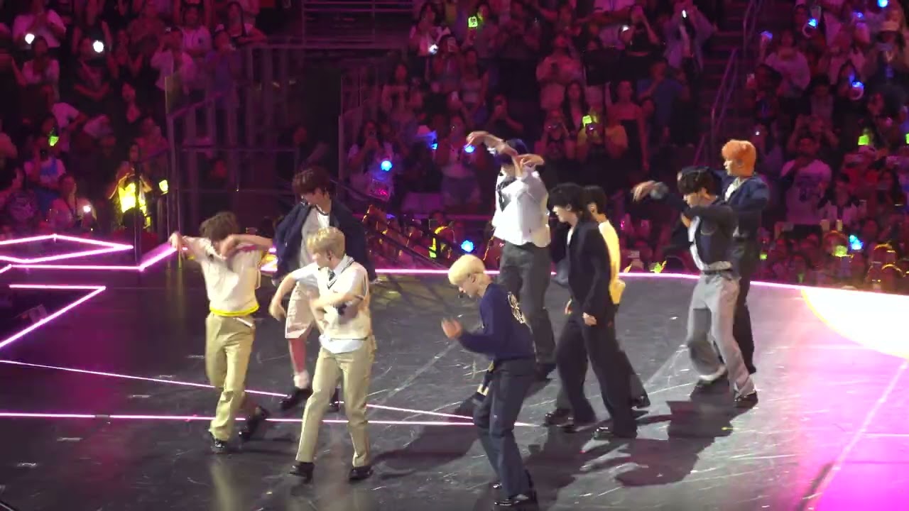 ZEROBASEONE (제로베이스원) - IN BLOOM | 240728 | KCON LA 2024 | 4K Fancam (직캠)
