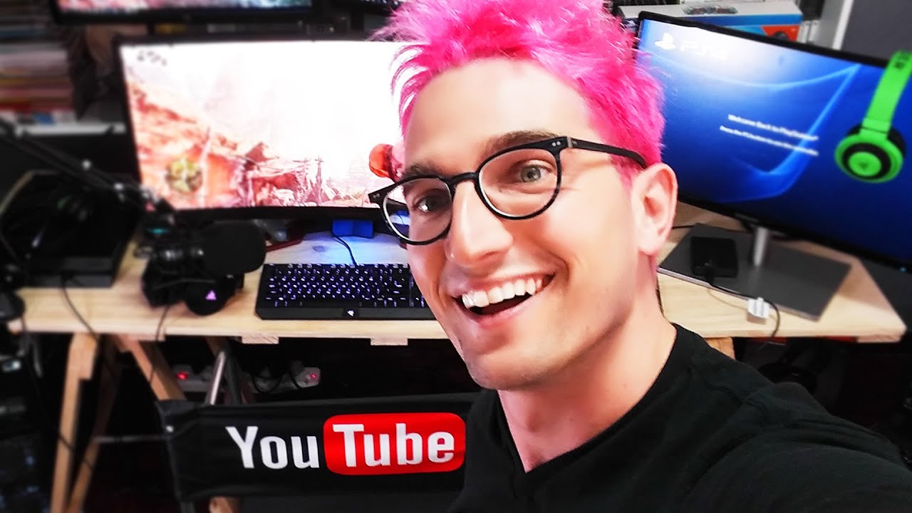 EPIC YOUTUBE GAMING STUDIO SETUP! Grant Hinds' Studio Setup 2016