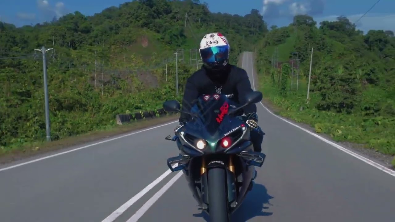 R1 STORM PURE RAW SOUND ROLLING SHOT