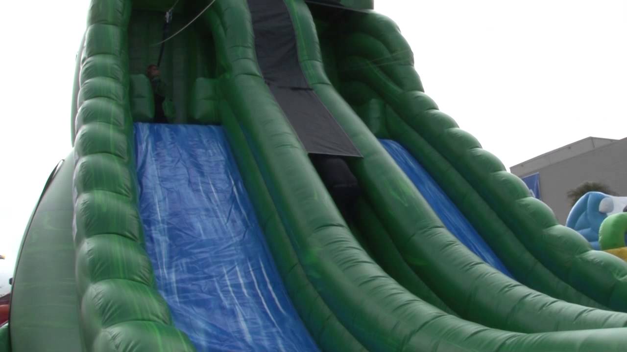 eInflatables shows off Inflatable Zipline at IAAPA 2013
