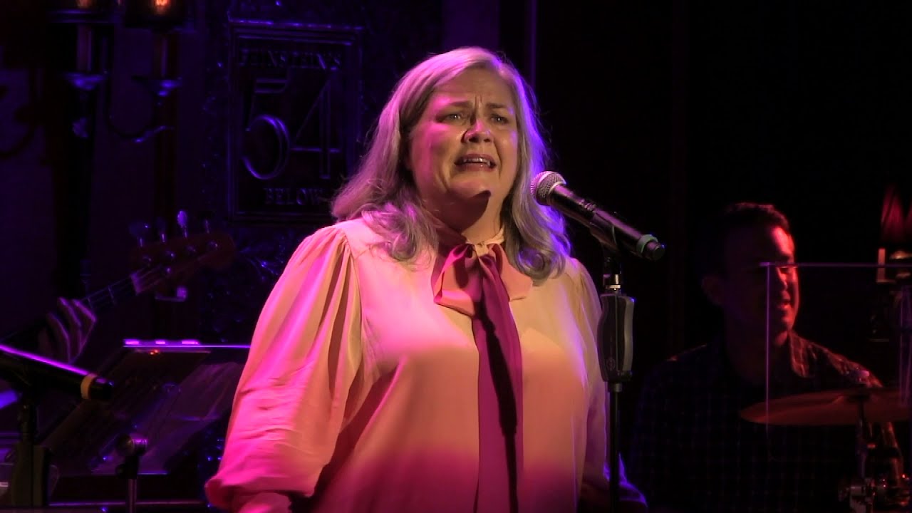 Paula Pell - 