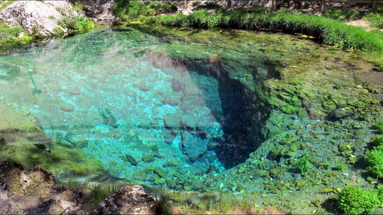El Ojo Azul del Río. Nacimiento del río Segura