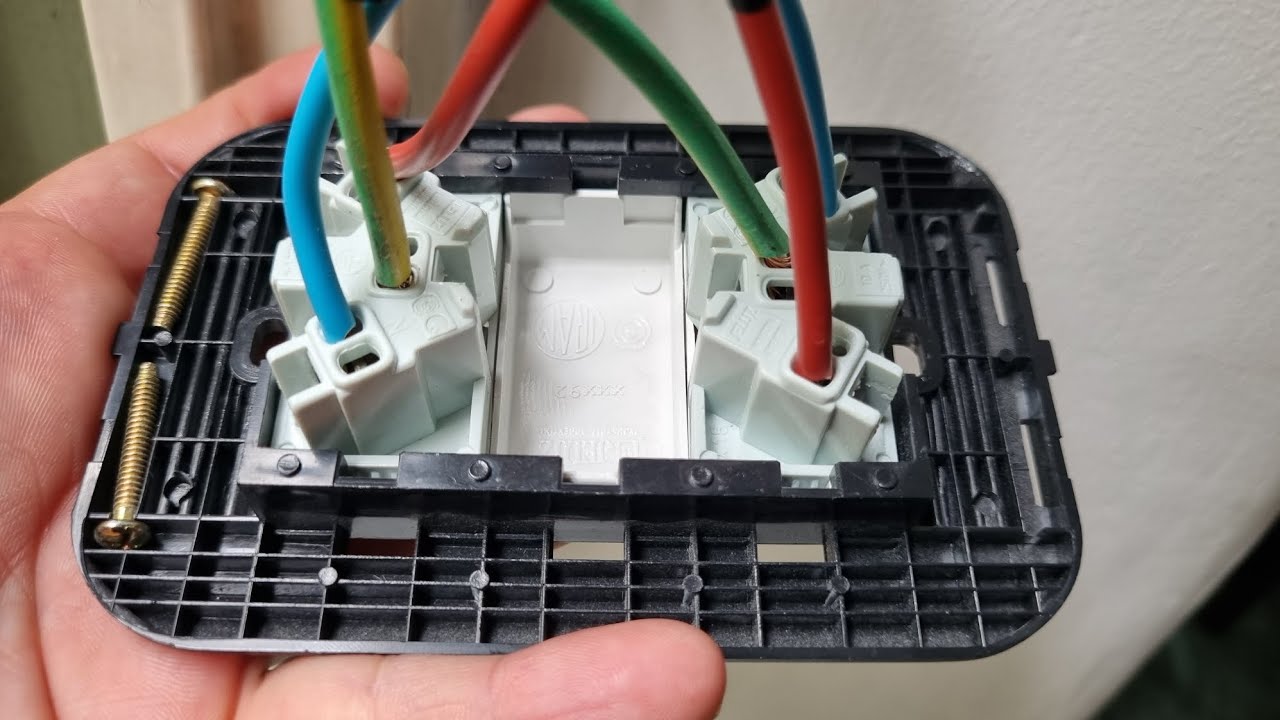 Como conectar tomas dobles.