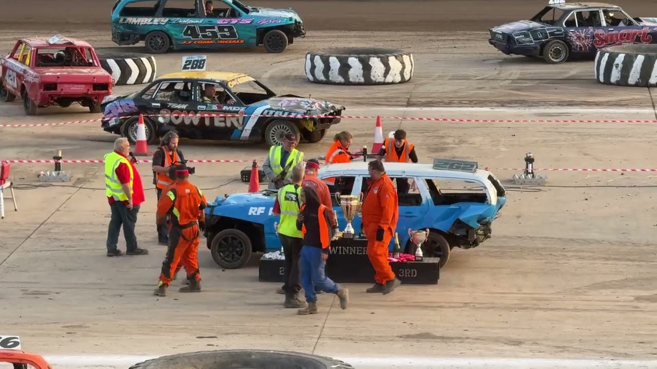 World of Shale 3 lap dash to the finish 6/9/25 kings Lynn stadium 