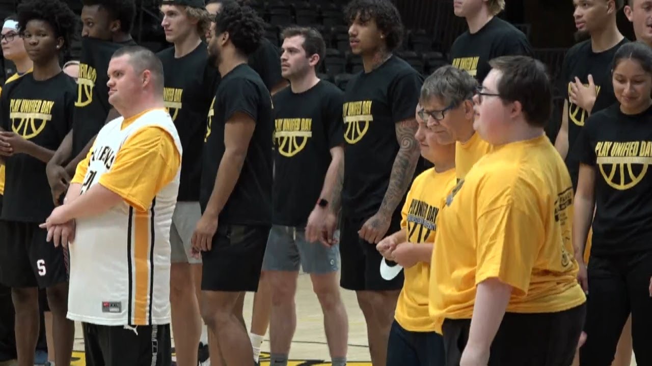 MWSU Basketball plays unified with area athletes
