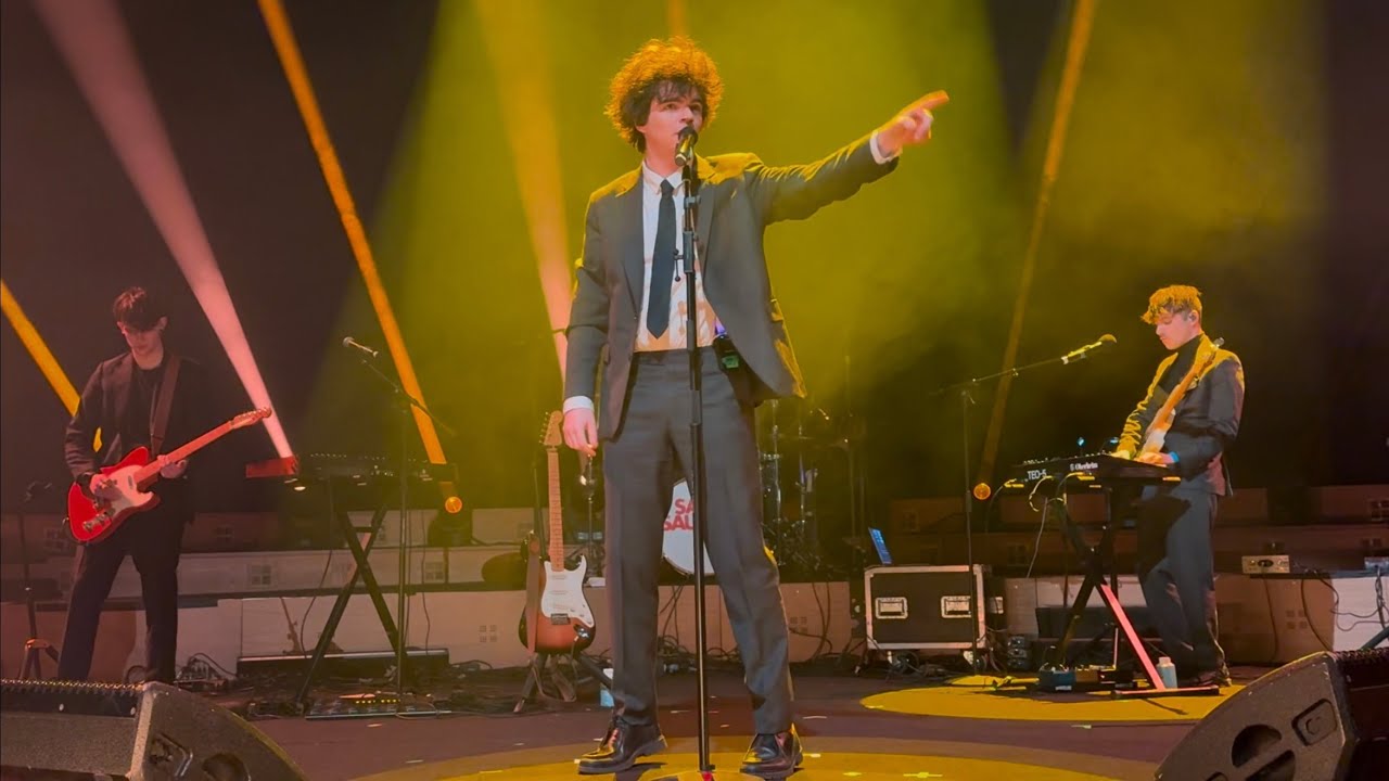 Sam Sauvage - Les gens qui dansent (j’adore) (Live at Hyper Weekend Festival, Paris 23/01/2026)