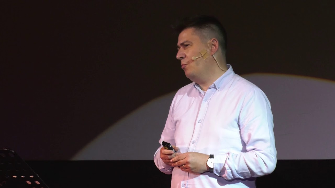 Ahol szeretik a szolfézst | László Gulyás | TEDxEGER