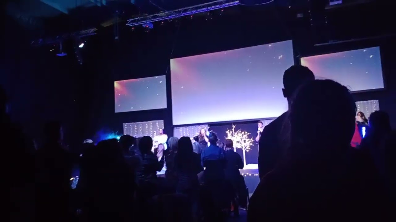 C7 Church Christmas Carol service was good yesterday and to top it off the Last song Joy To The Worl