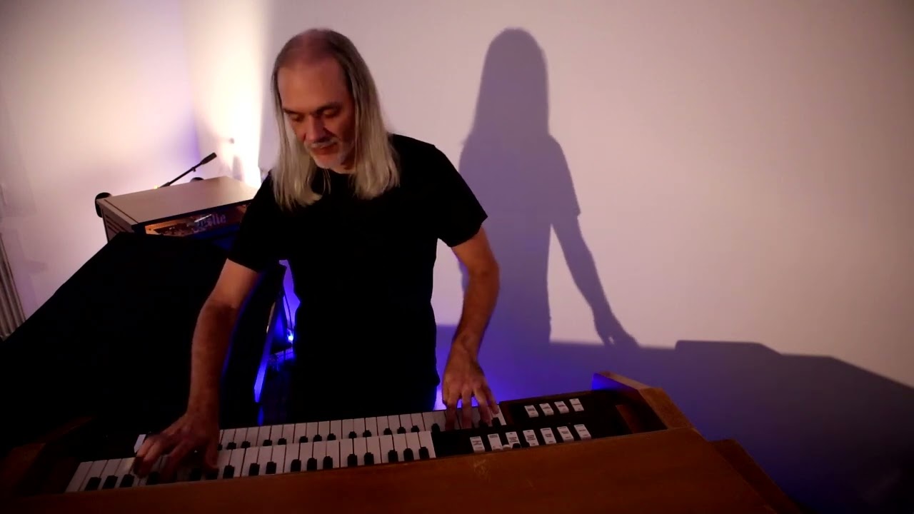 Making of Foreplay/Long Time (Boston intro cover) - keyboard video