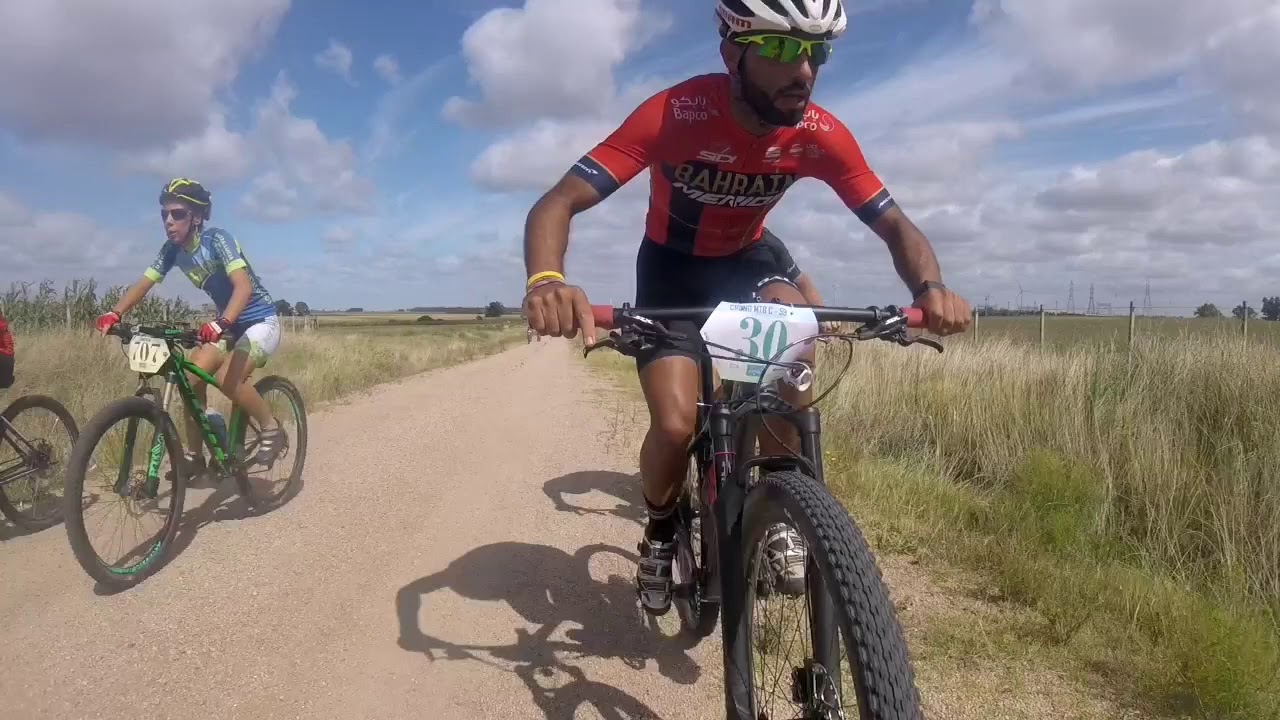 Carrera en Parejas Kiyu