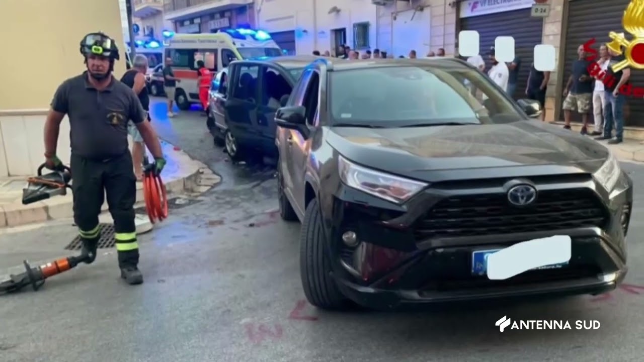 10 Settembre 2023   San Vito dei N nni BR   Tamponamento in Paese, Muore una Donna di 78 Anni