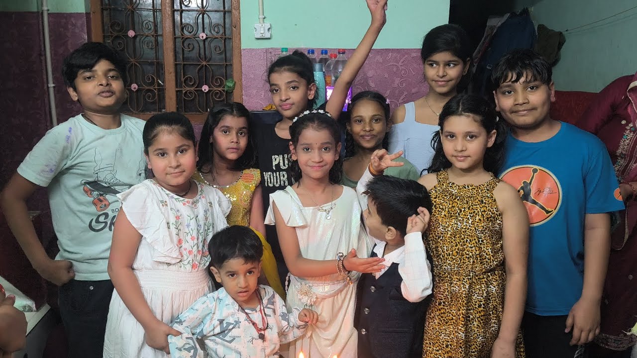 Tanvi ka birthday celebrate 🎊🥂🎊 sab bachho ne mil kr bohot mjhe kiye 🎉😂🧿#youtubeshorts #vlog #shorts