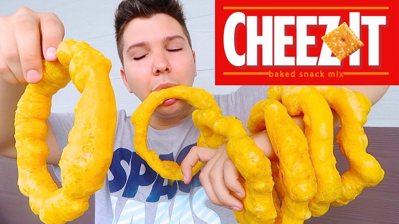 Giant Cheez-It Rings • MUKBANG