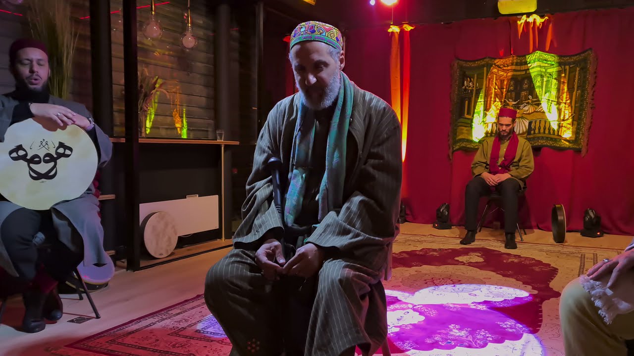 Introduction de Hajj Abdel Hafid Benchouk avant le concert de Dervish Spirit au salon Nūn de Paris