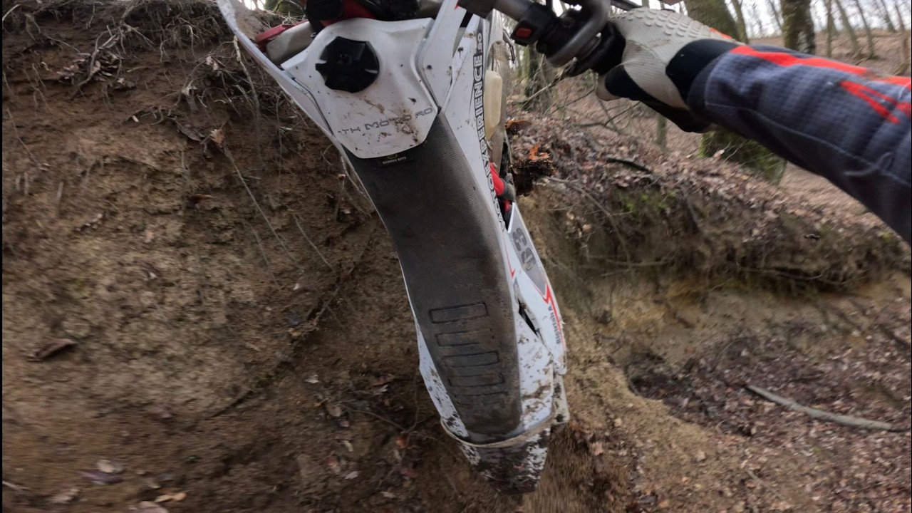 IESIRE ENDURO HERNEACOVA (PLIMBARE)🦿