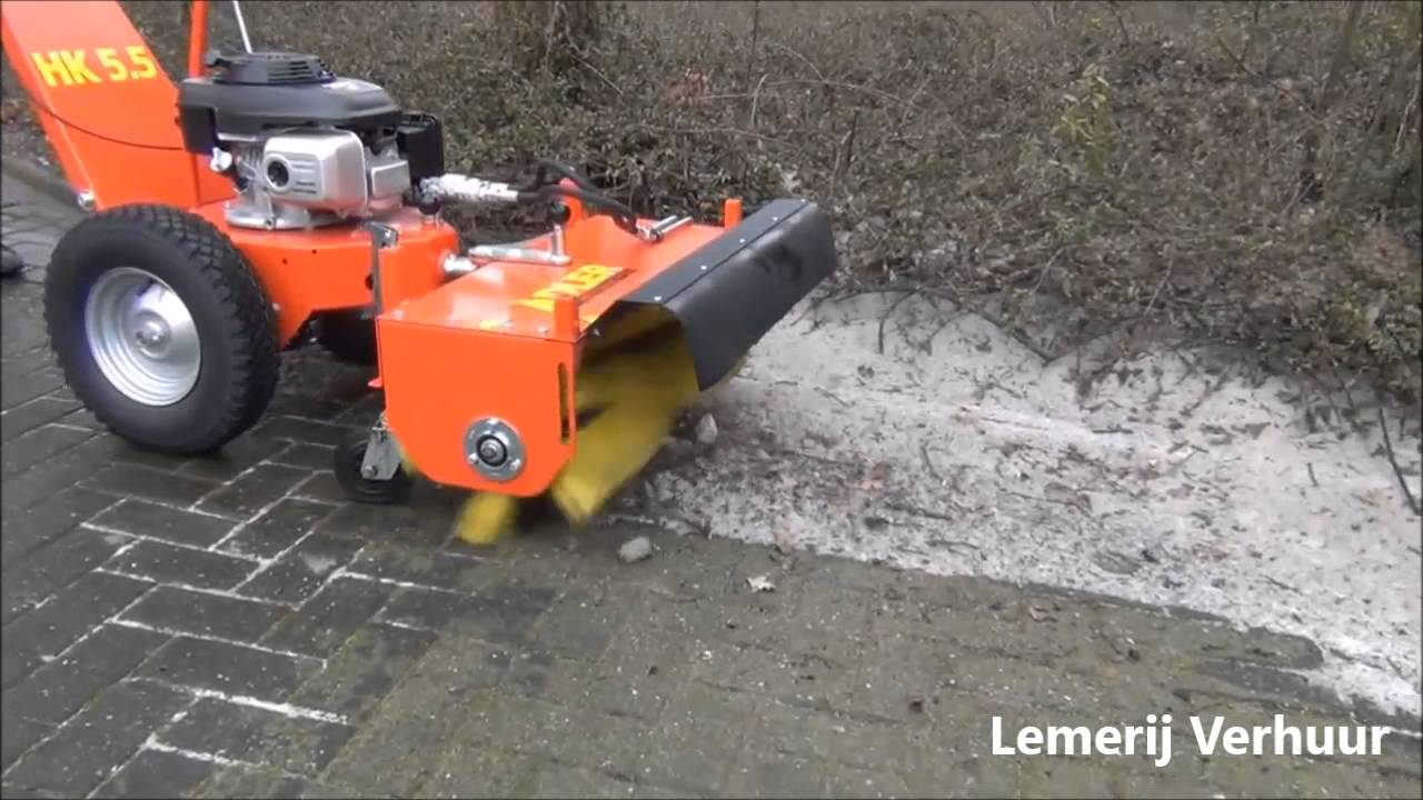 Demonstratie Veegmachine Nijverdal | Lemerij Verhuur | Rolbezem huren.