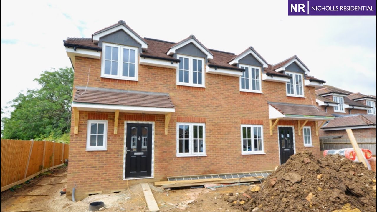 Milbourne Place WEST EWELL