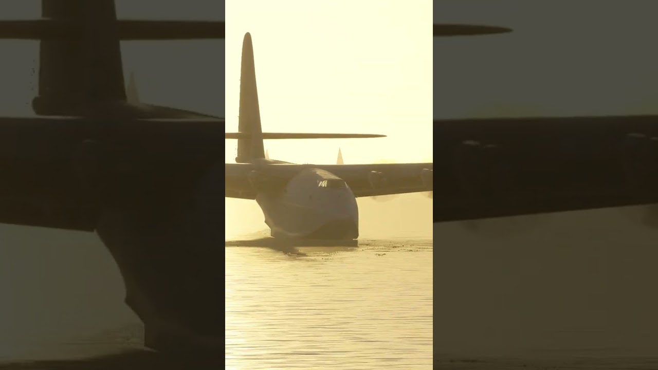 MSFS2024 Hughes H-4 Hercules landing on a lake #aviation #msfs2024 #landing