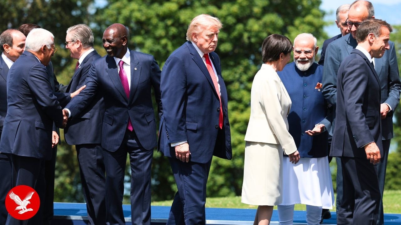 Trump 'wanders off in wrong direction' during G7 summit