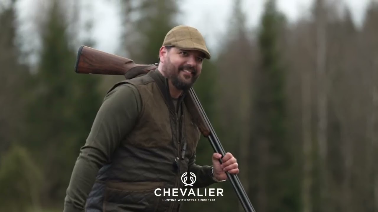 Daniel da Silva training his dog Uffe in Chevalier Dogsport Collection
