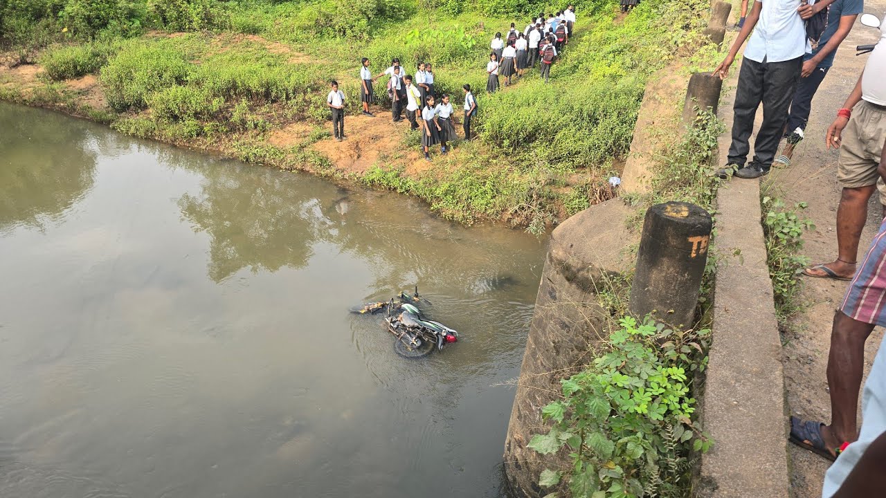 पुल के नीचे मिला शब मची सनसनी। बांकी ।बानो सिमडेगा