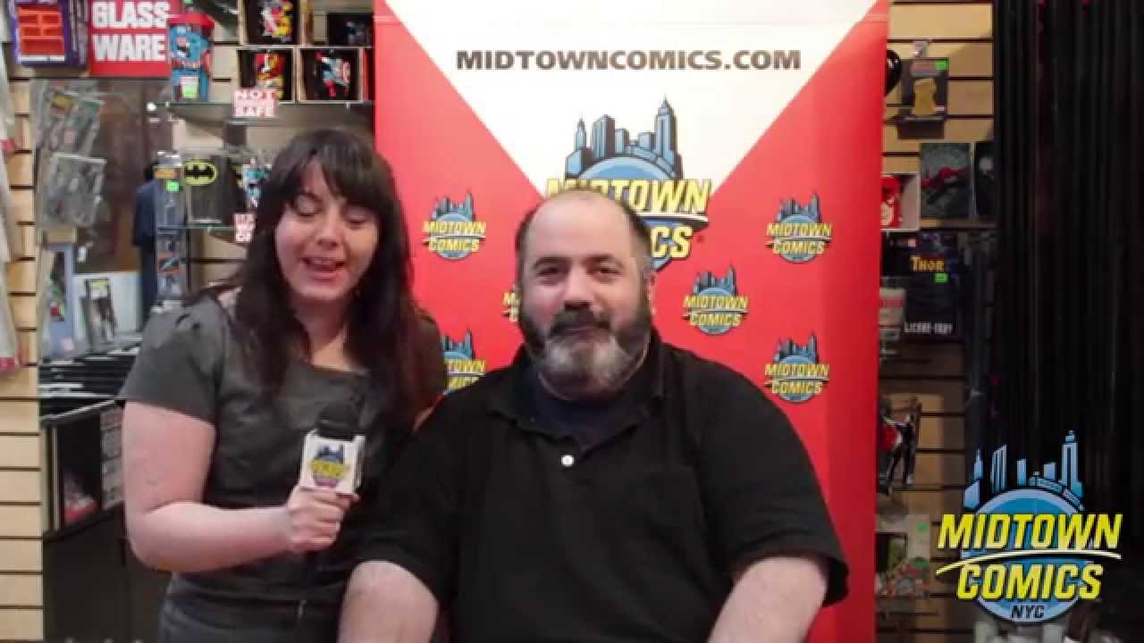 Dan Slott Signing Amazing Spider-Man #1 at Midtown Comics