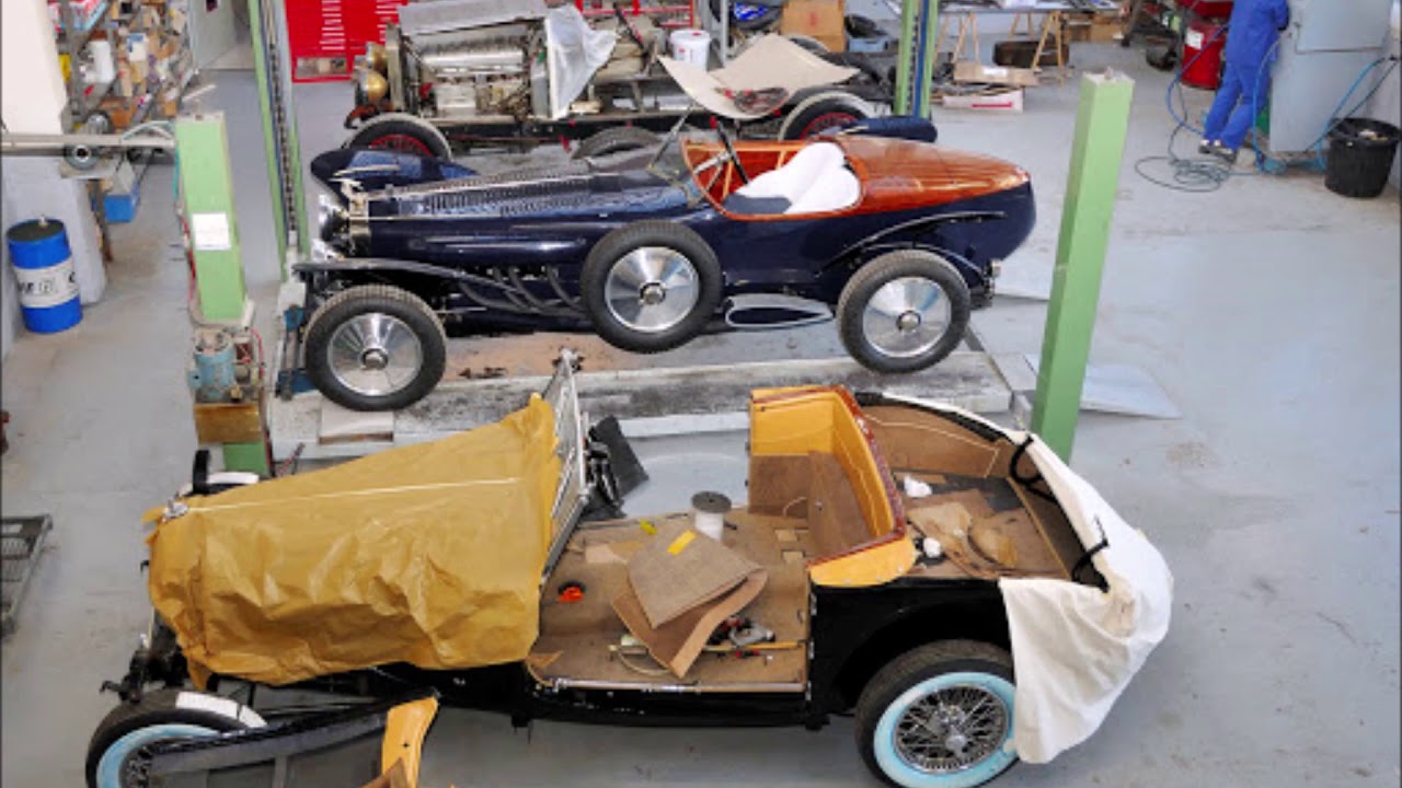 D E L A G E   Louis   Automobile  Légende   DR T