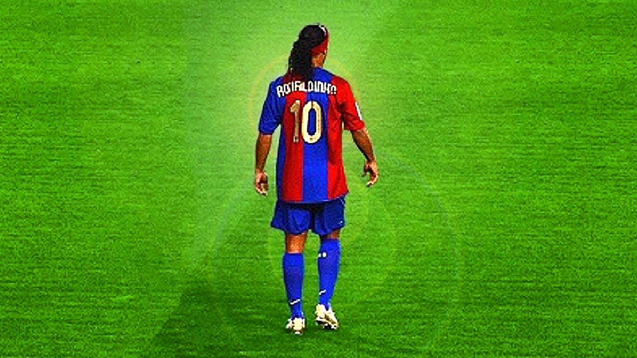Ronaldinho Skills - Crazy Football Soccer Skill Move Tutorial