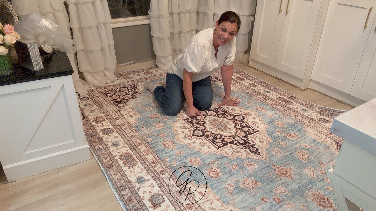 Amazon Home / 6x9 Large Washable Area Rug for Living room / I can't say enough about this rug