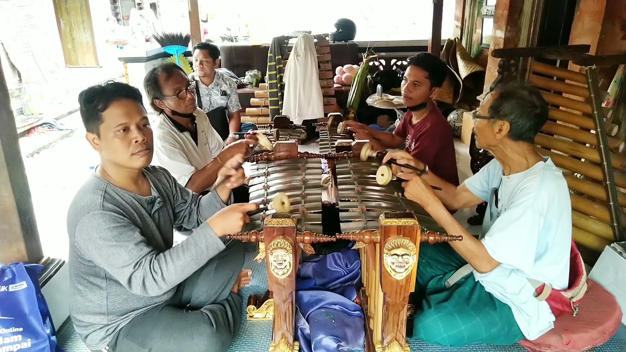 Rebong Sukawati. Rahajeng nyangre hari raya Galungan lan Kuningan