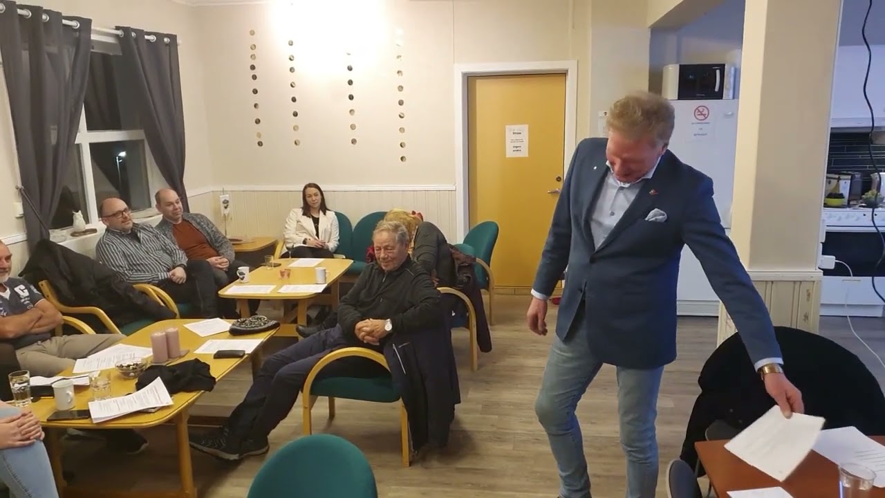 Blomster til Torger Samuelsen 80 år