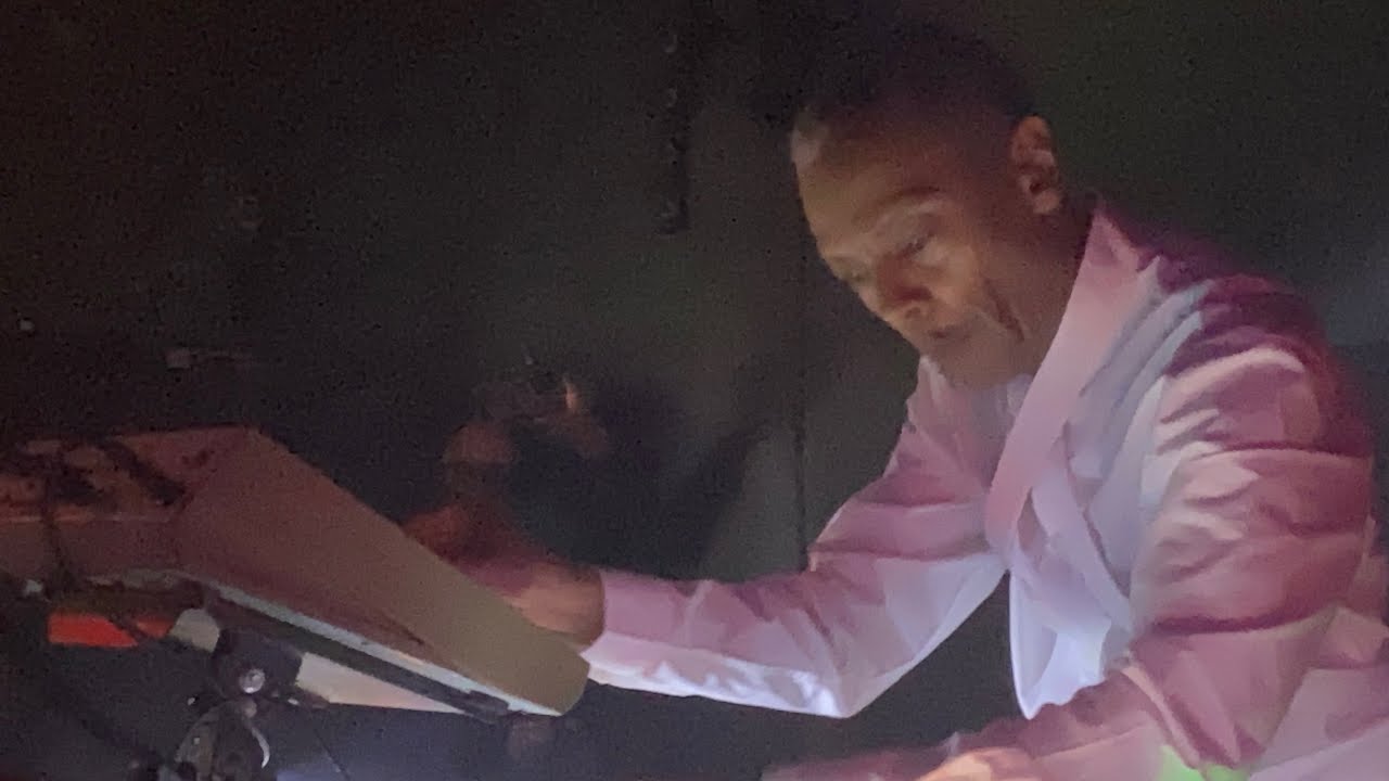 Jeff Mills TR-909 solo