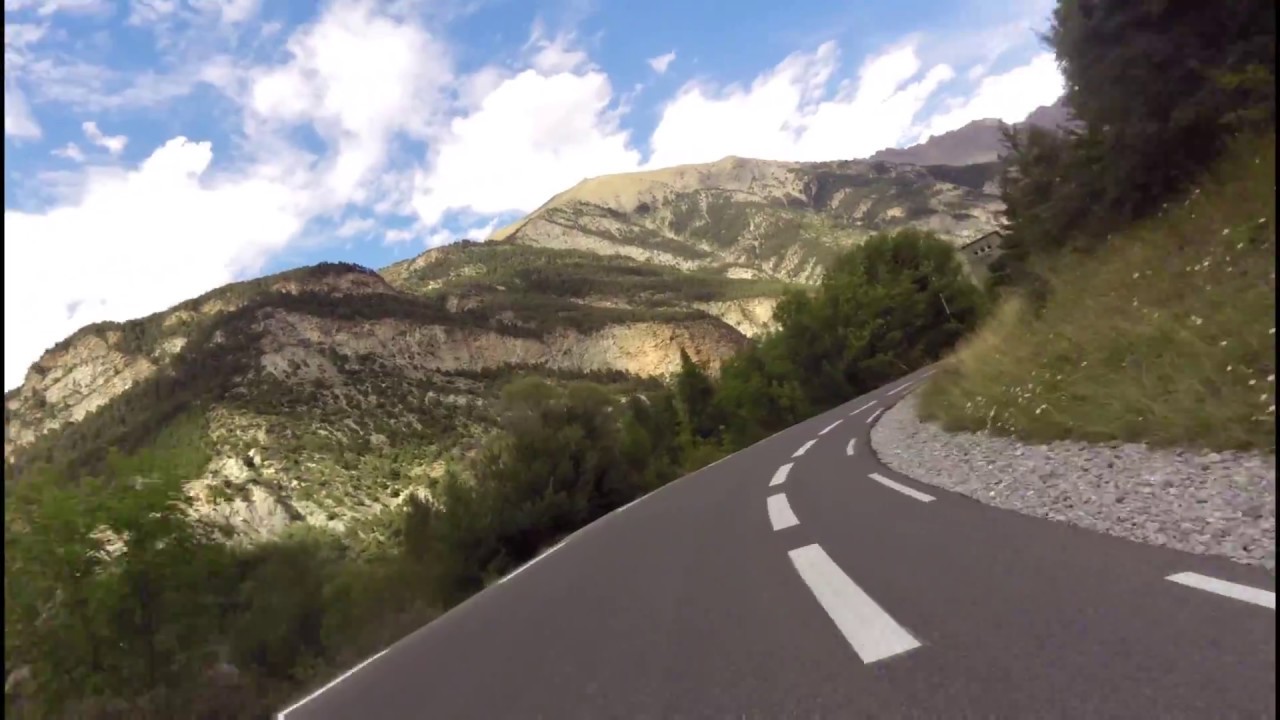 Beklimming Col de la Bonette van Jausiers tot Cime de la Bonette Honda Varadero XL 1000 (2015)