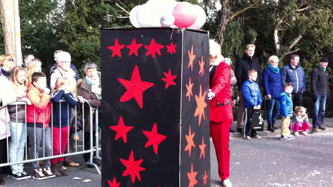 Carnavalsoptocht Groenlo 2014, no 720, 3/3, 721, 722, Klok, Hofballet Knunnekes, Fransman