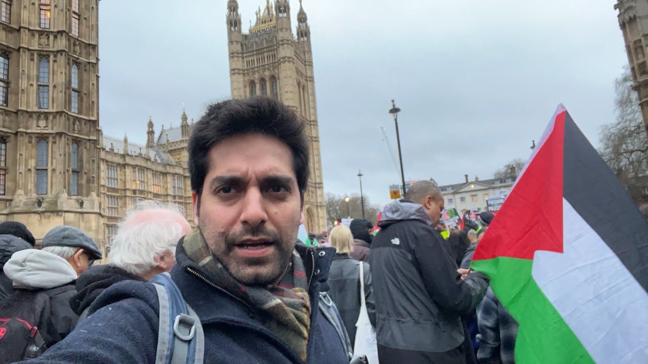 🚨 LIVE: Islamist CHAOS Outside Parliament As MPs Vote On “Ceasefire”