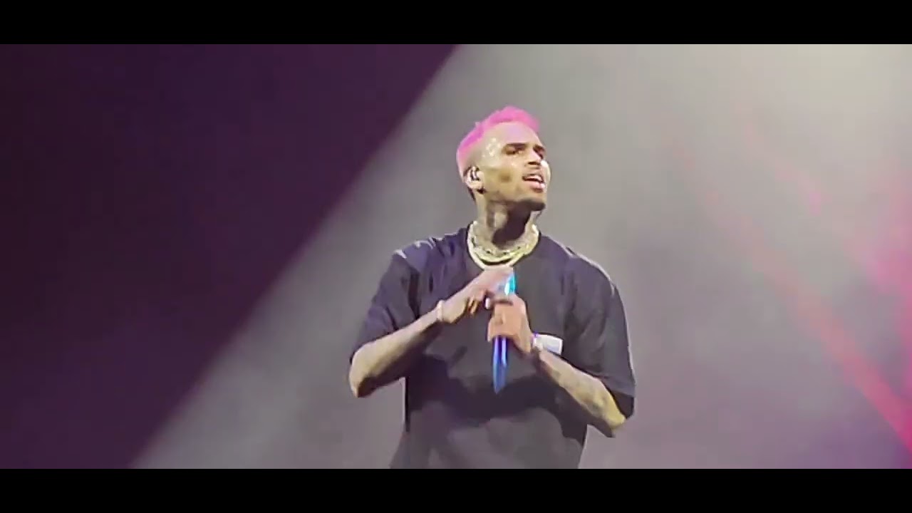 Chris Brown - Privacy (Under The Influence Tour - R.-W.-Arena OB - LIVE - 2023-02-28)