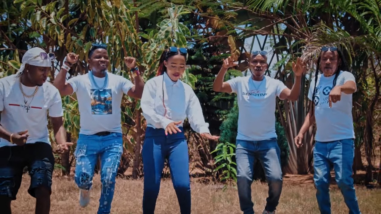 Kenya Twi Mbee -  Musomesa Mwenee, Jay Lava Beibe, Sauti Isu, Hon Muthengi Ndagara, Kasupuu Kamutei