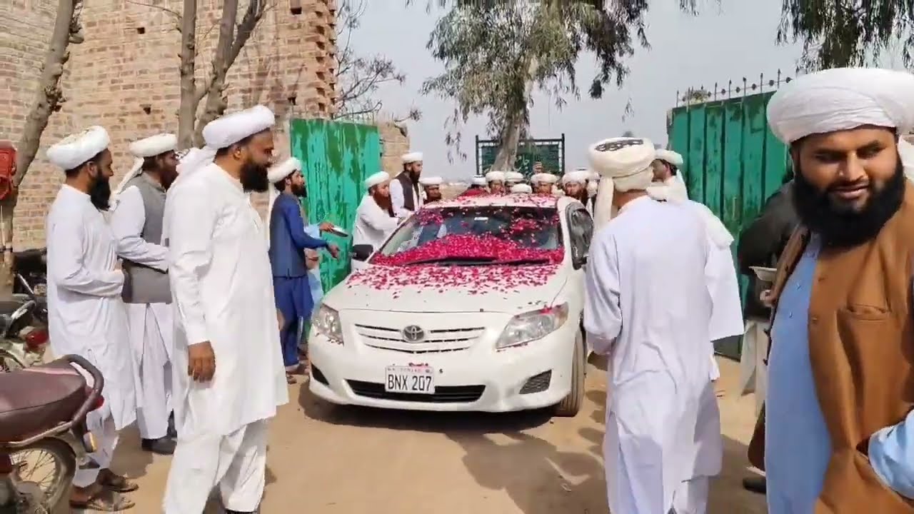 Istaqbal Peer Zafar Abbas Muhammadi Saifi sb Astana Alia Muhammadia Saifia Jaranwala Shareef 