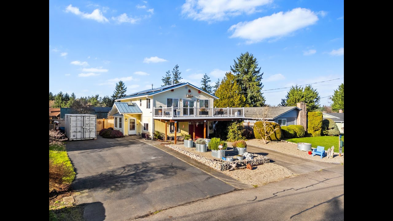 5335 Marian Drive NE Olympia WA 98516 listed for sale by Paul Oczkewicz Virgil Adams Real Estate