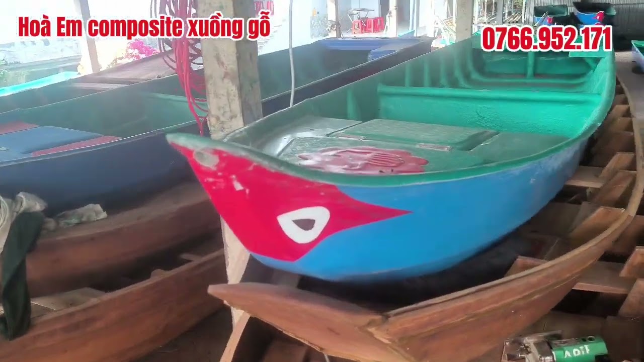 XUỒNG TƯỚI CÂY ,BƠM BÙN 2m7,và 3m7 COMPOSITE, CẮT LÁI 300kg ,400kg ,600kg ĐI CÂU GIÁ RẺ 