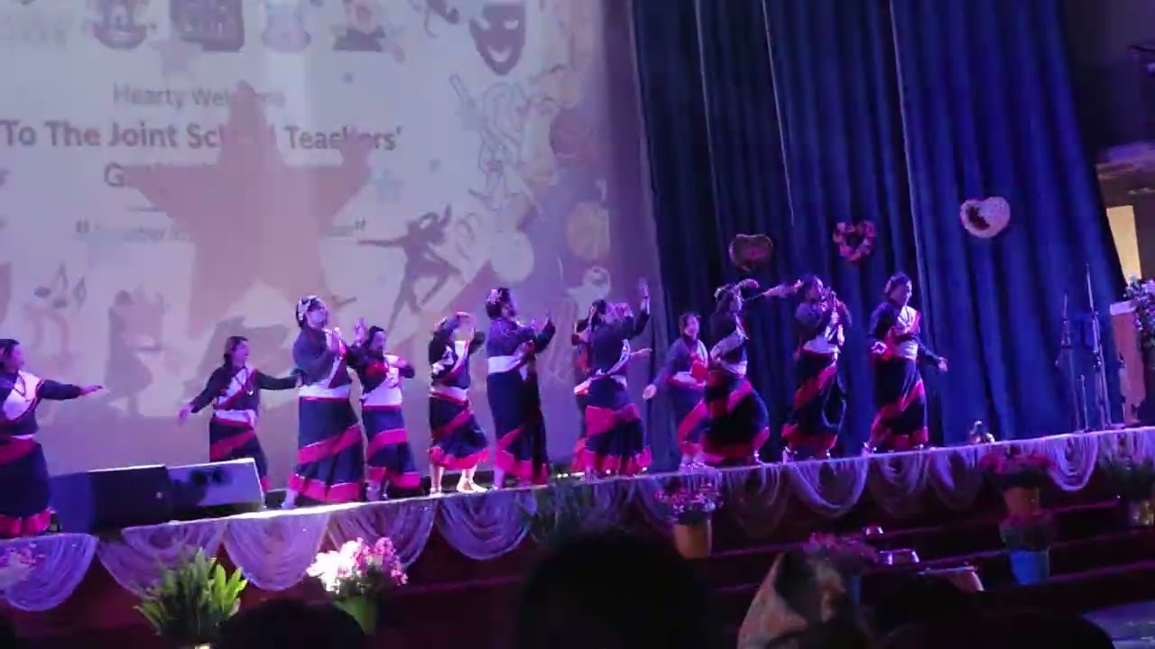 Newari song dance porformantion by sxg teacher #sxg#school 