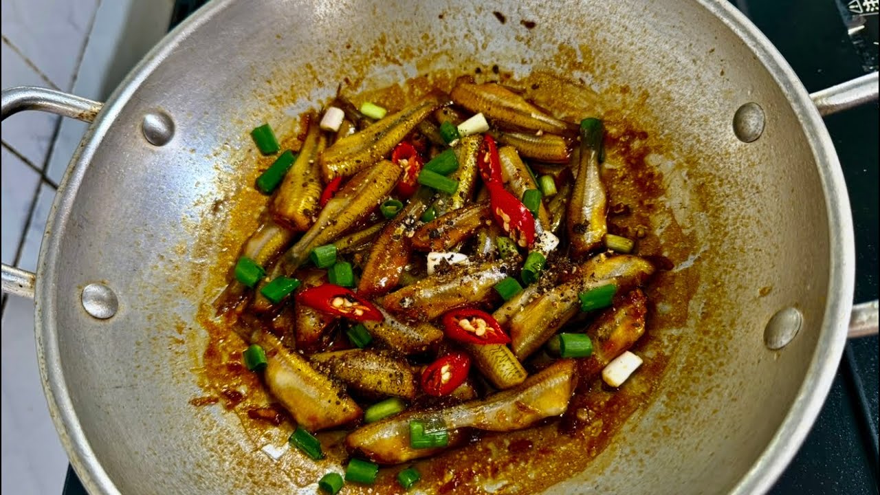Cá lồng tông kho tiêu ăn cùng với canh mướp,cách niêm hương vị miền Tây 