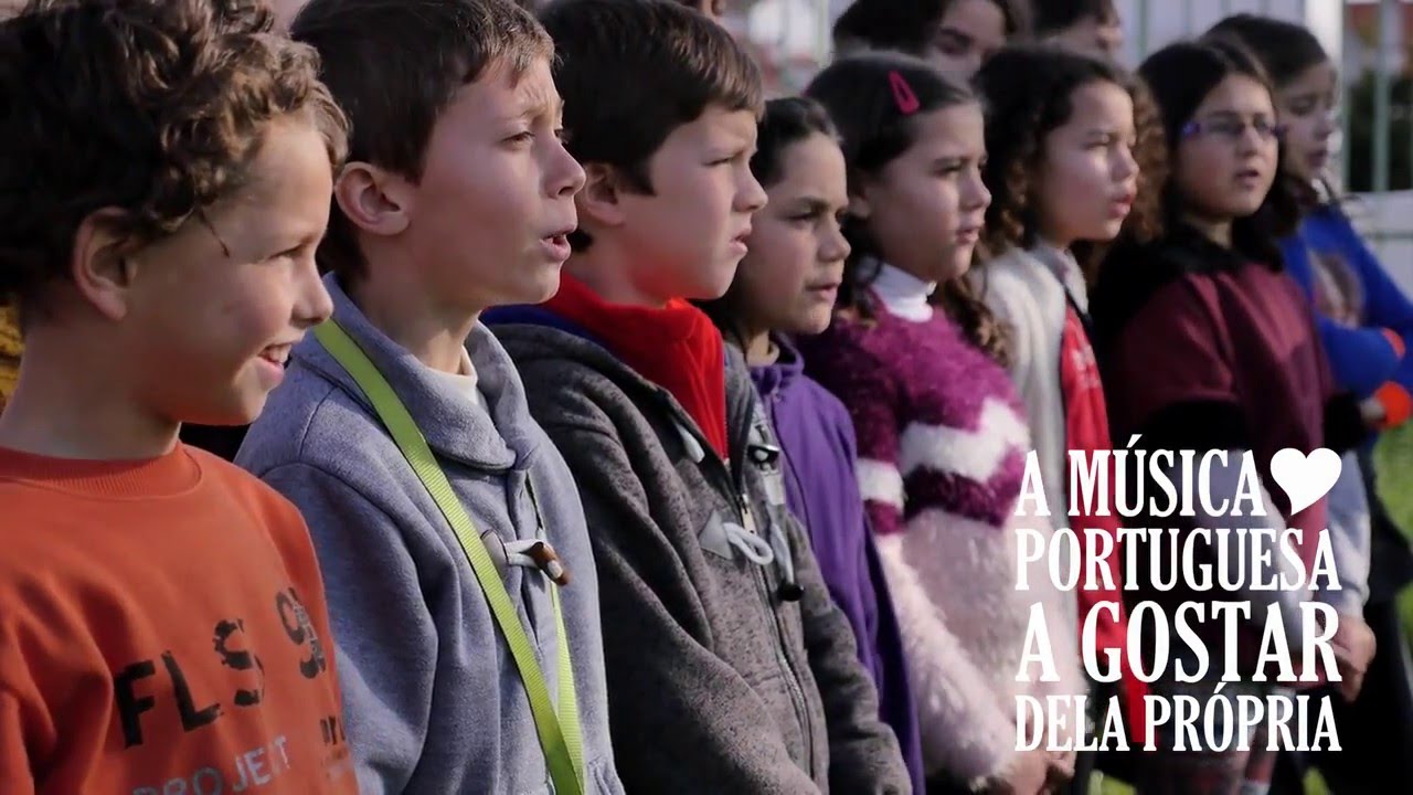 Pedro Mestre e alunos de cante do 4ª AB da Escola Básica de Pias - “O Gato Ferrinho