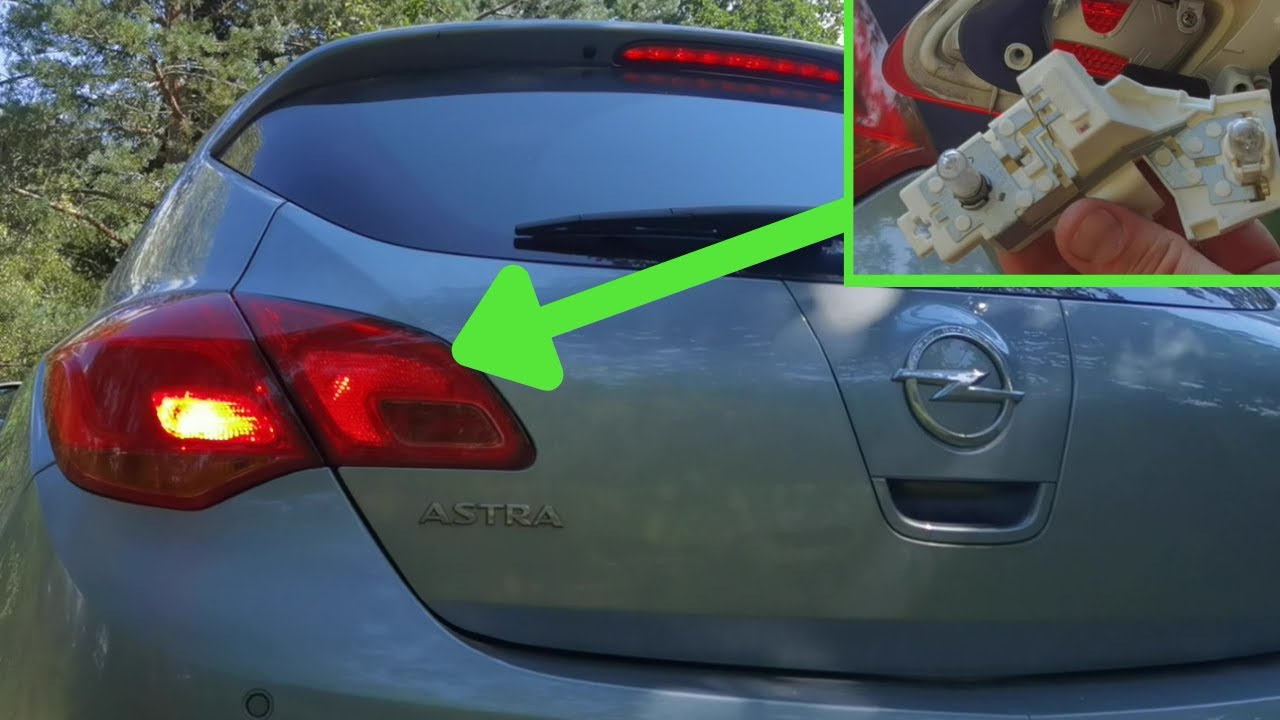 opel astra IV j hatchback hb wymiana żarówki tylna klapa bagażnika change light auto  car tailg