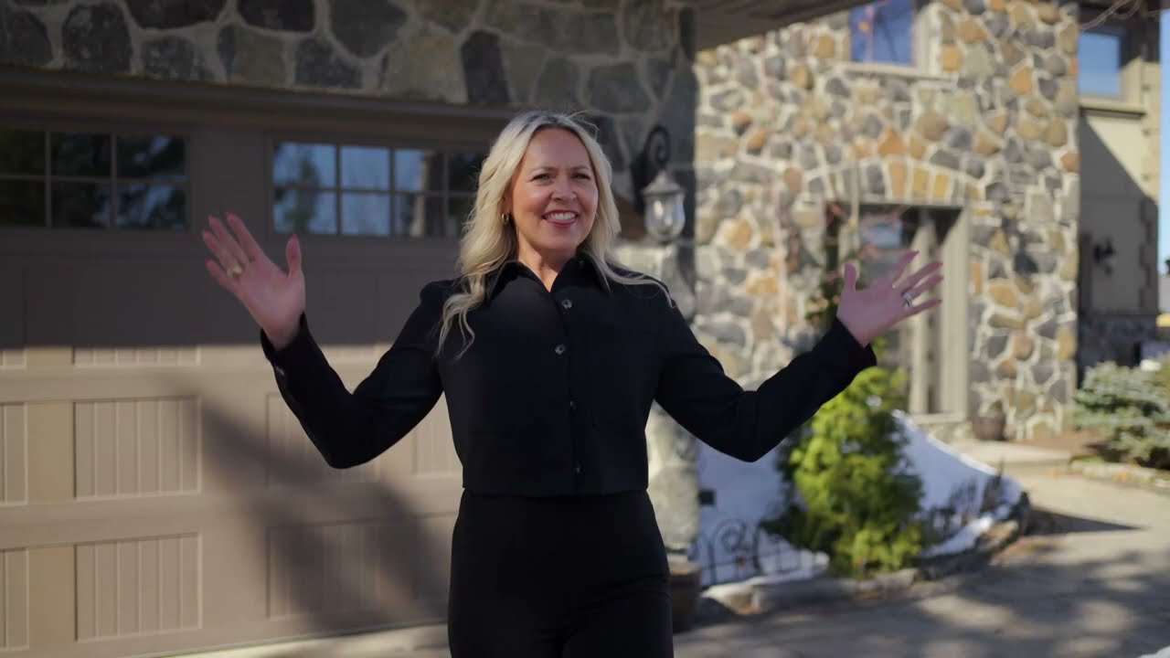 Ramsey Lake Waterfront Home Tour | Sudbury Luxury Real Estate