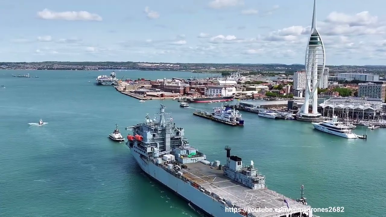 A135 RFA Argus #royalnavy #portsmouthhistoricdockyard #ships