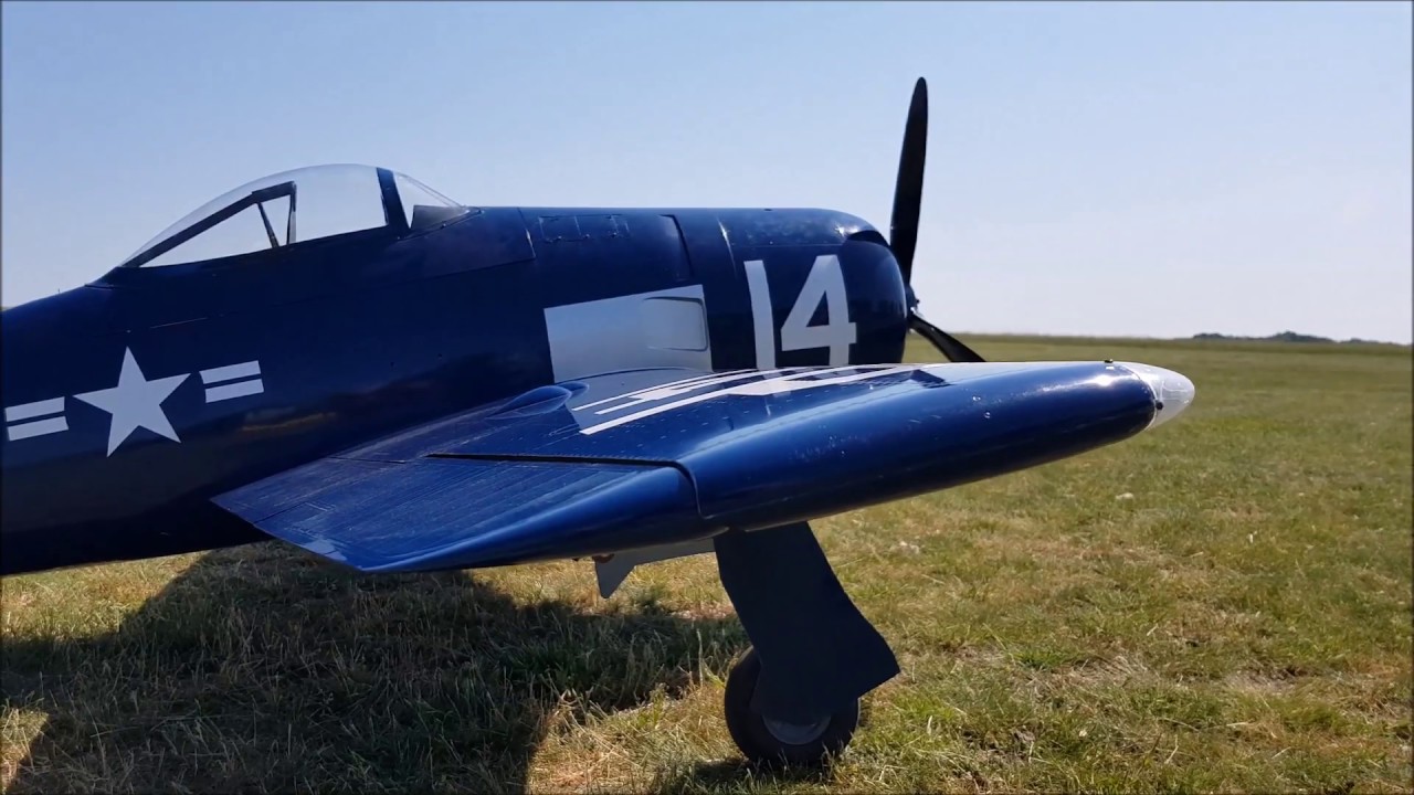 F8F Bearcat with Moki 250 guest flight